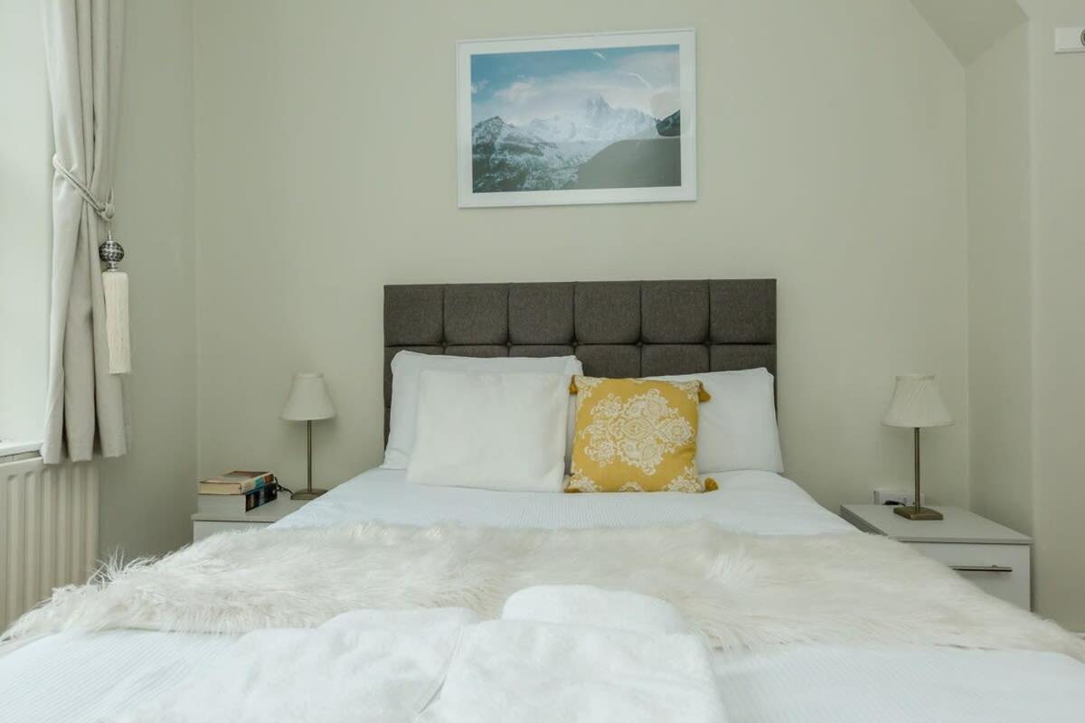 Convenient 2 Bedroom In Waterloo Appartamento *